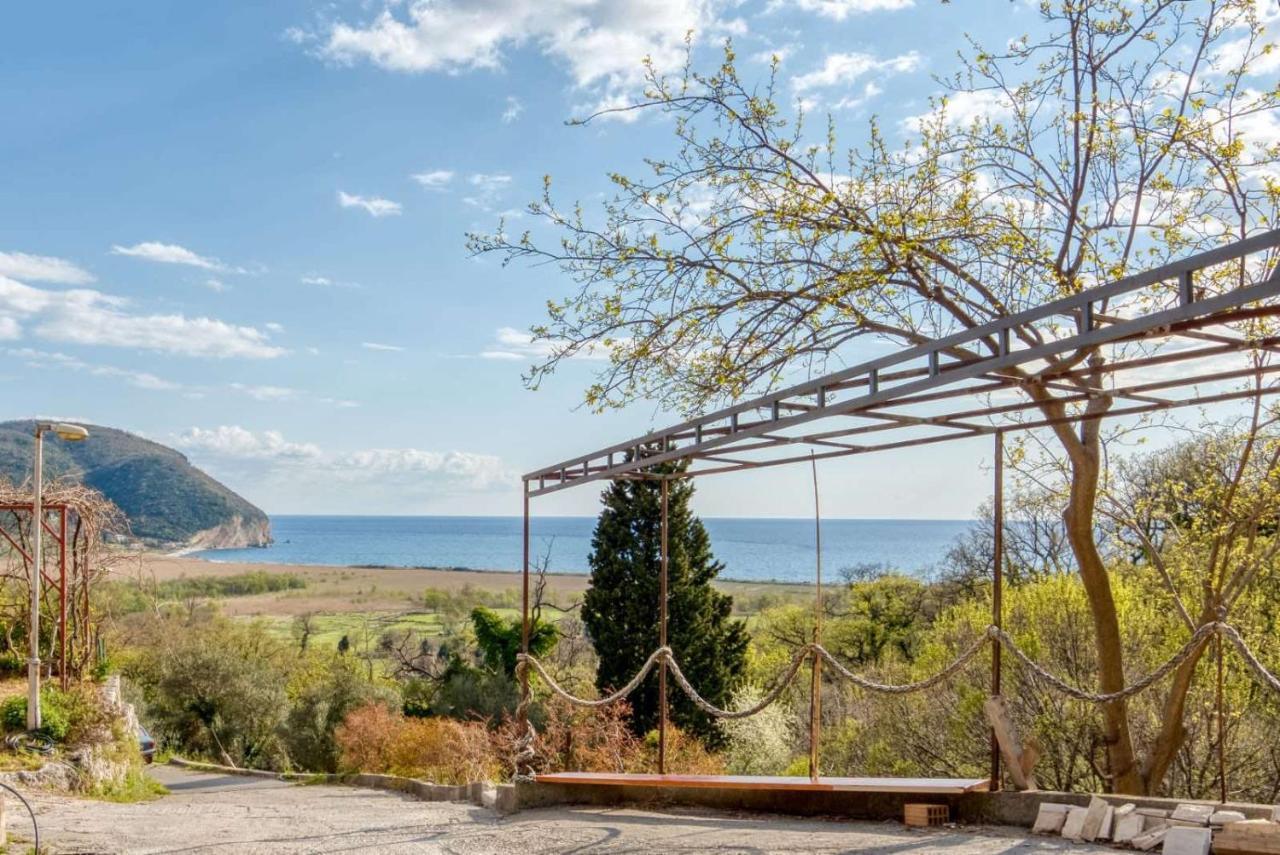Savovic_Lux Lägenhet Petrovac Exteriör bild